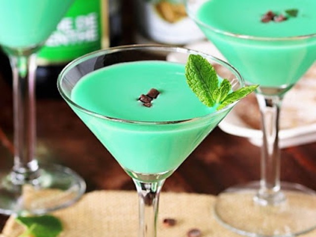 Cocktail med gräshoppa